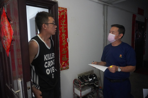 整治“飞线”违规充电 优化消防安全环境.jpg