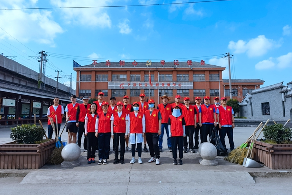 下邵社区党群服务中心：争创文明典范城市 志愿者在行动.jpg