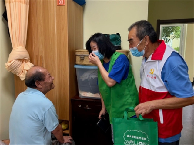 增润中秋温情 为老同心担当_副本.jpg