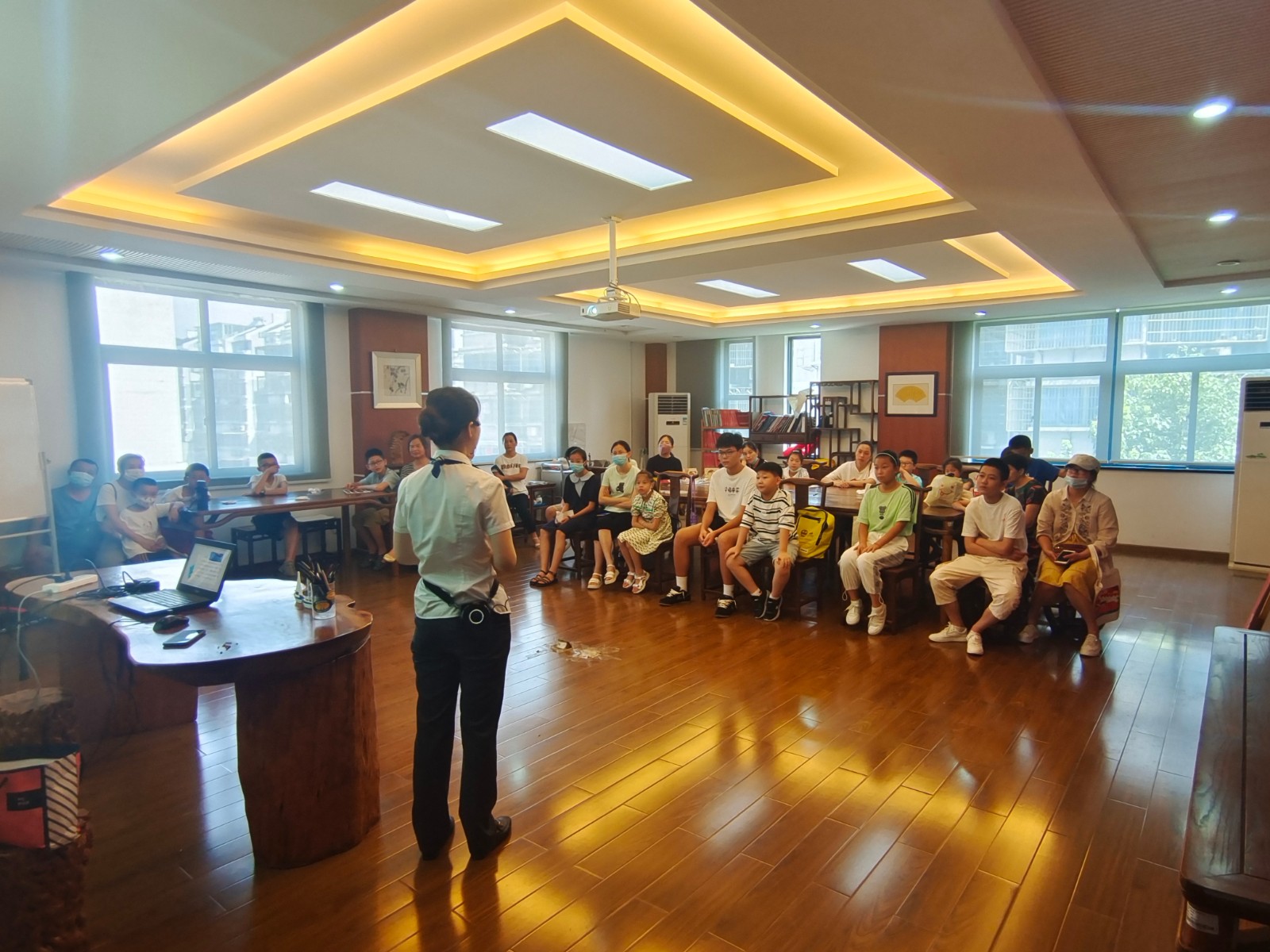 2022.07.21喜迎二十大 童心感党恩 (11).jpg