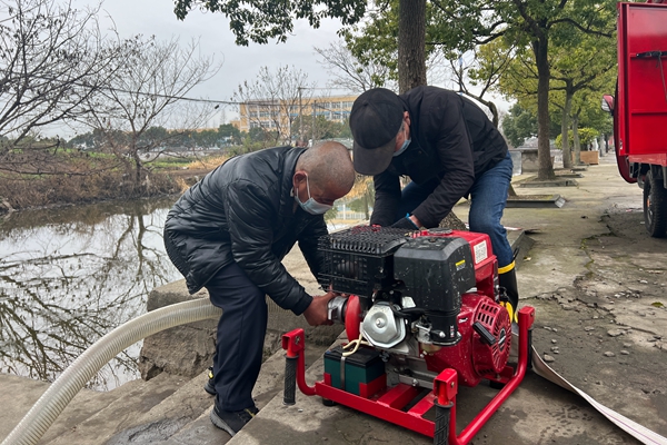 下邵社区党群服务中心：平安迎新年 消防演练忙.jpg