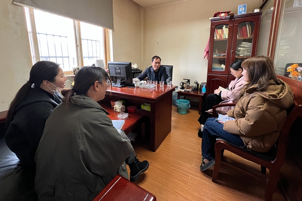 下邵社区党群服务中心：勤交流 互学习 拓思路 促提升.jpg