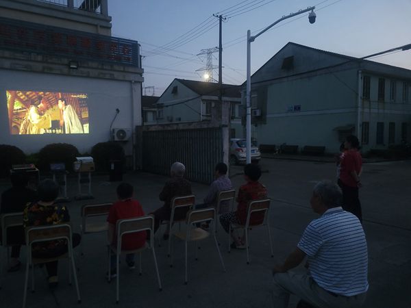 露天电影.jpg