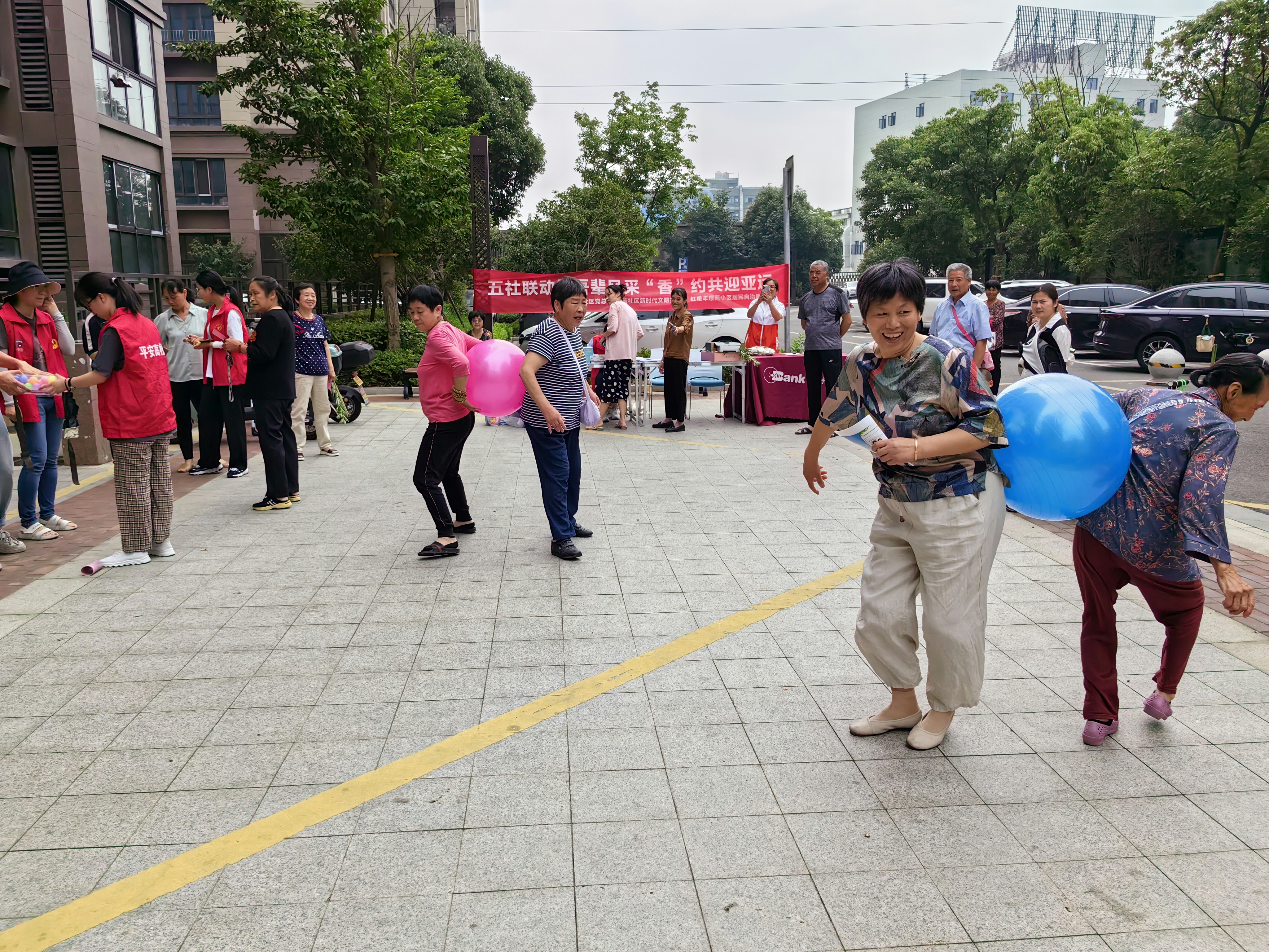 20230616紫薇社区开展“喜迎端午 乐迎亚运”端午主题活动 (2).jpg