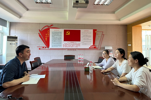 下邵片区党群服务中心：项目督导 共同提升.jpg