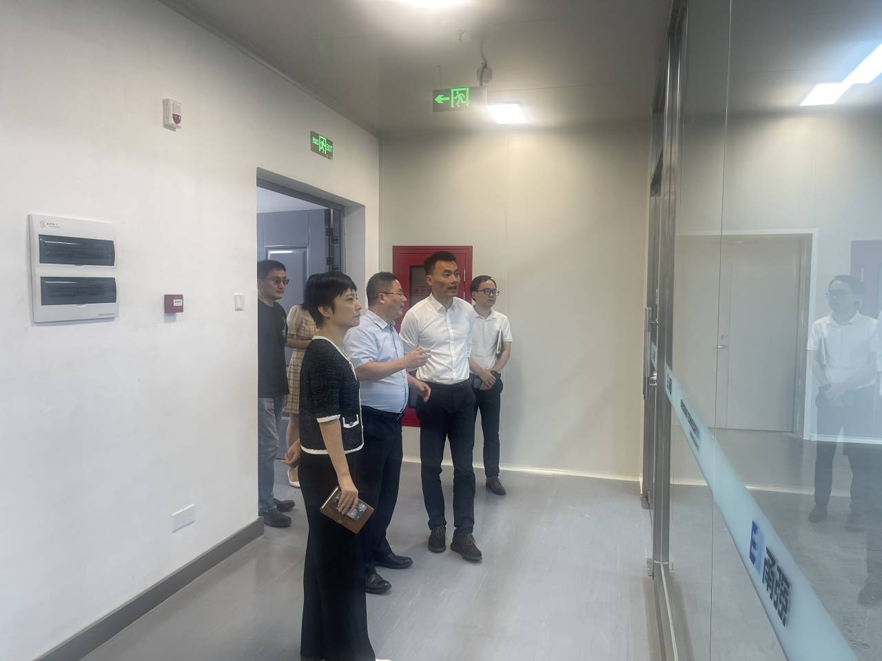 柴桥成校：深入企业走访 助力高质量发展.jpg