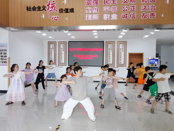 霞浦街道百灵社区假日学校：“武”中华国粹，“展”亚运精神.jpg