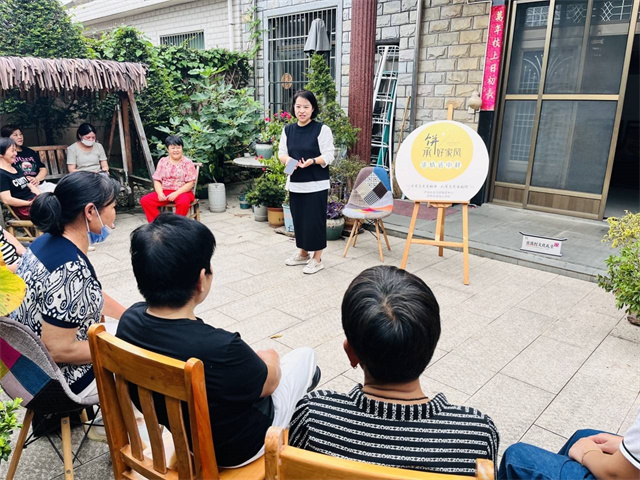 柴桥成校：秉承好家风 浓情话中秋.jpg