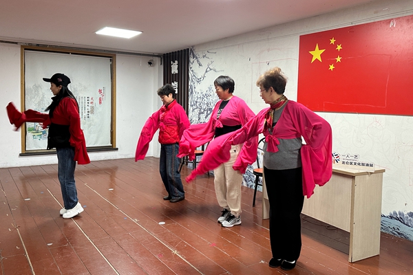 下邵社区文化加油站：一人一艺 让生活更美好.jpg