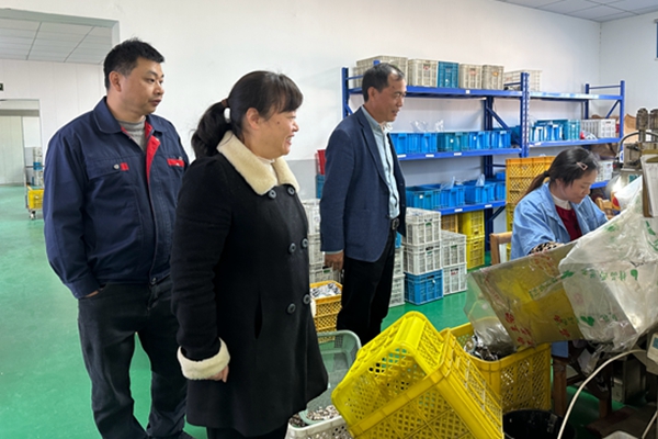 下邵社区党群服务中心：常走访 重沟通 促提升.jpg