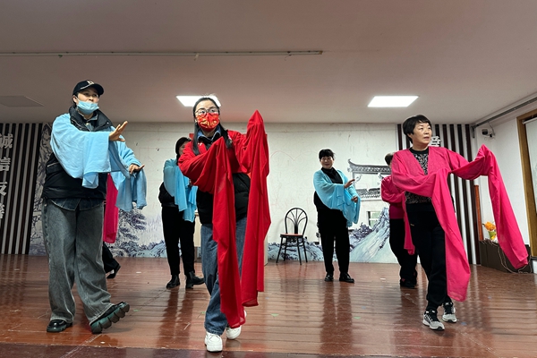 下邵社区文化加油站：文化礼堂 百姓学堂.jpg