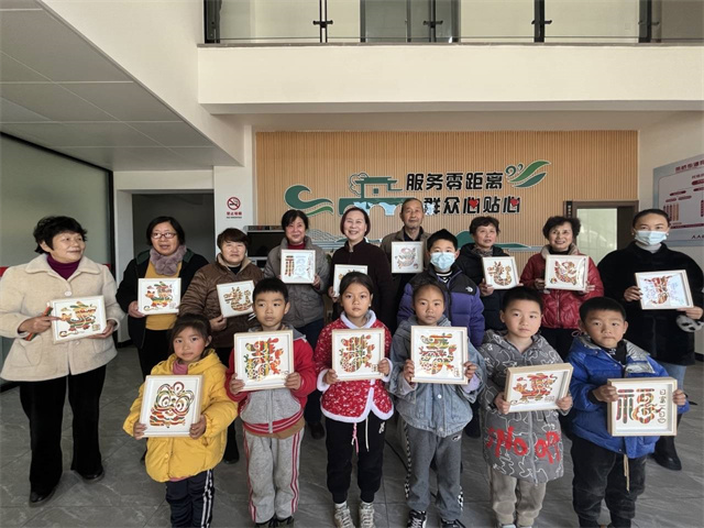 柴桥成校：非遗竹编迎新春 齐乐融“龙”庆佳节.jpg