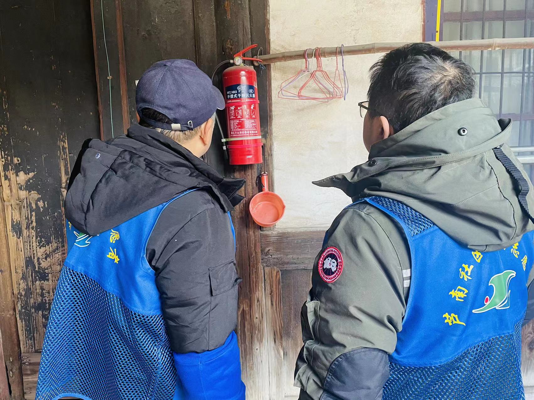 柴桥：织密“防火墙” 平安过大年.jpg