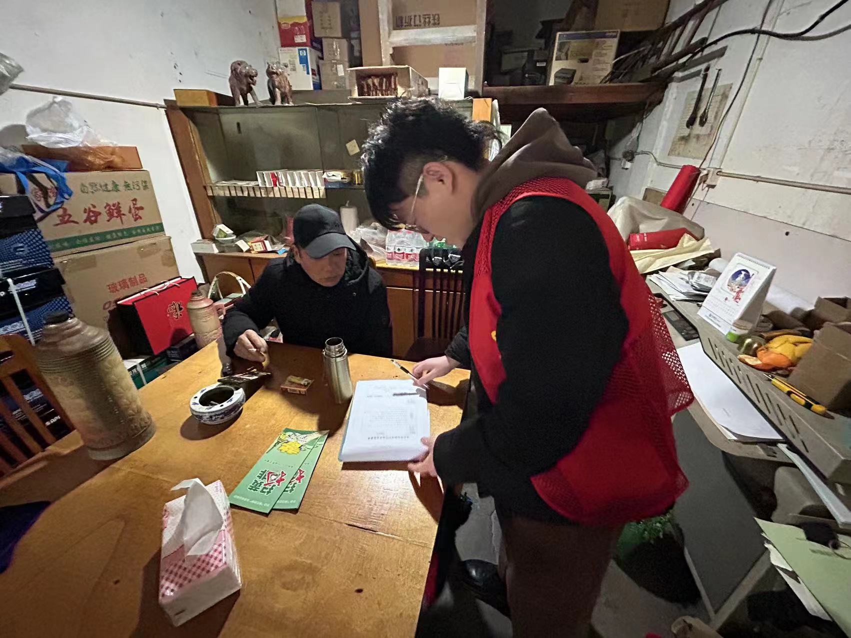 净化文化环境 欢度祥和春节2.jpg