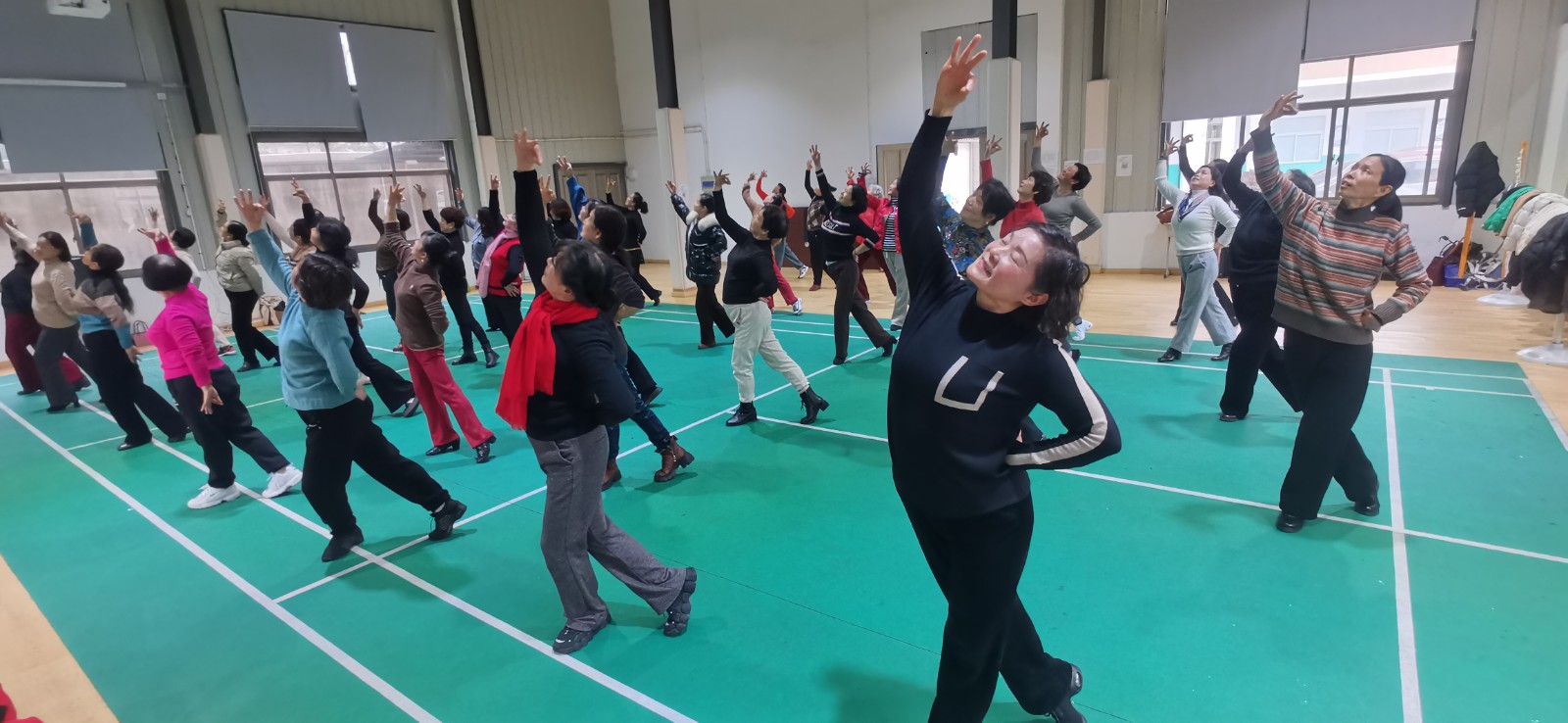 春暖花开  开学了.jpg