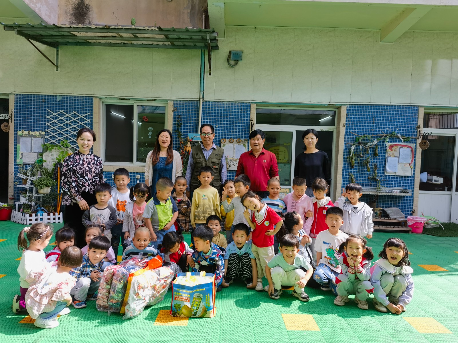 柴桥：情系童心  共护未来.jpg