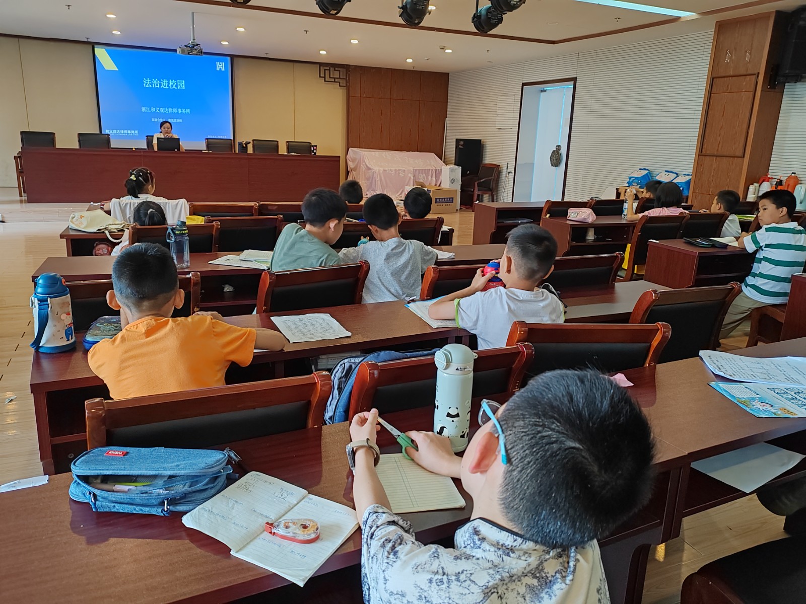 2024.07.12法律课.jpg