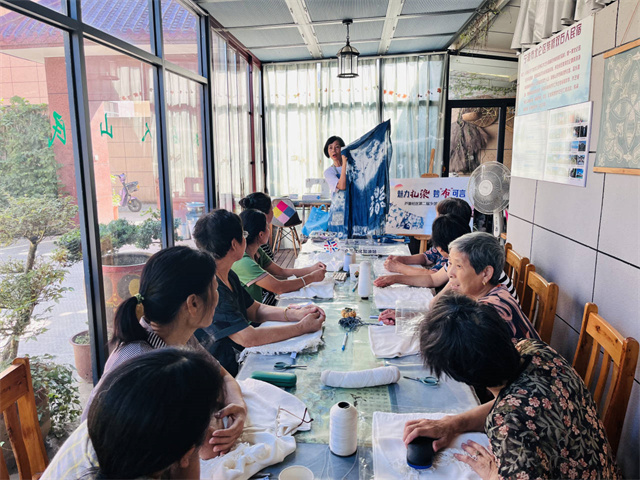 北仑柴桥成校：魅力扎染 妙“布”可言.jpg