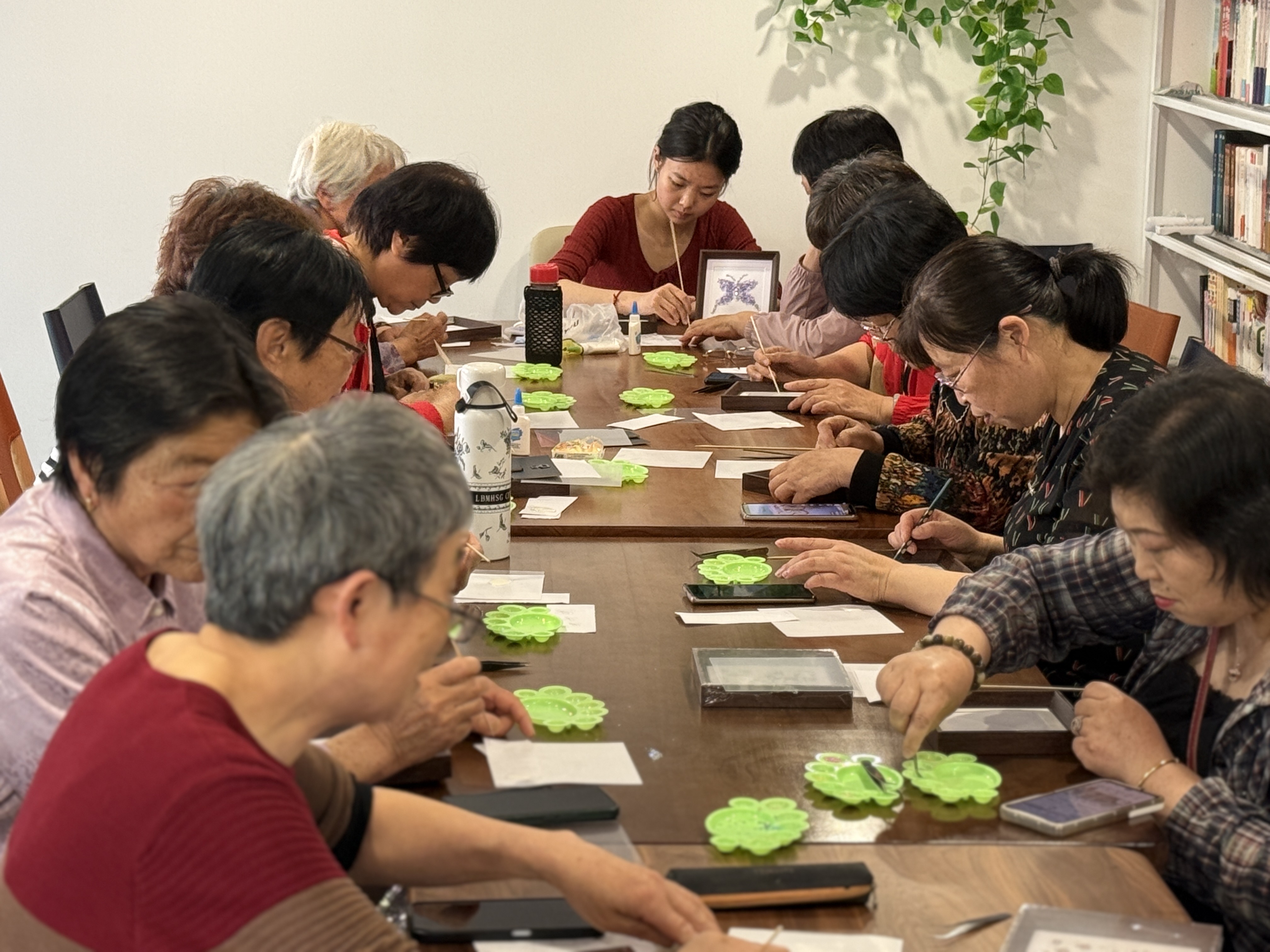 04-18螺钿画非遗手作 (2).JPG