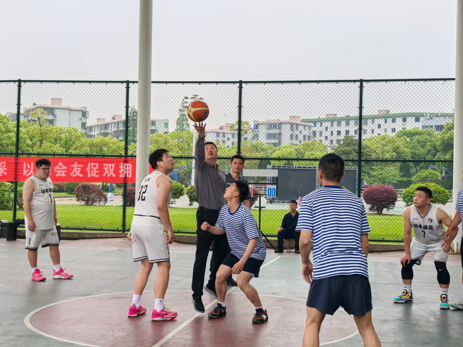 以球会友 鱼水情深3.jpg