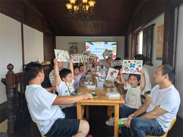 北仑柴桥成校：植物润家风 亲子探 “科” 趣.jpg