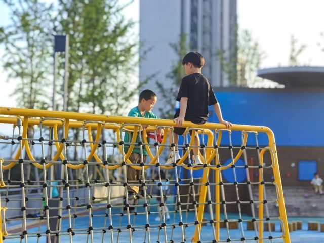 银杏儿童公园“草坪童趣探险园”焕新亮相1.jpg