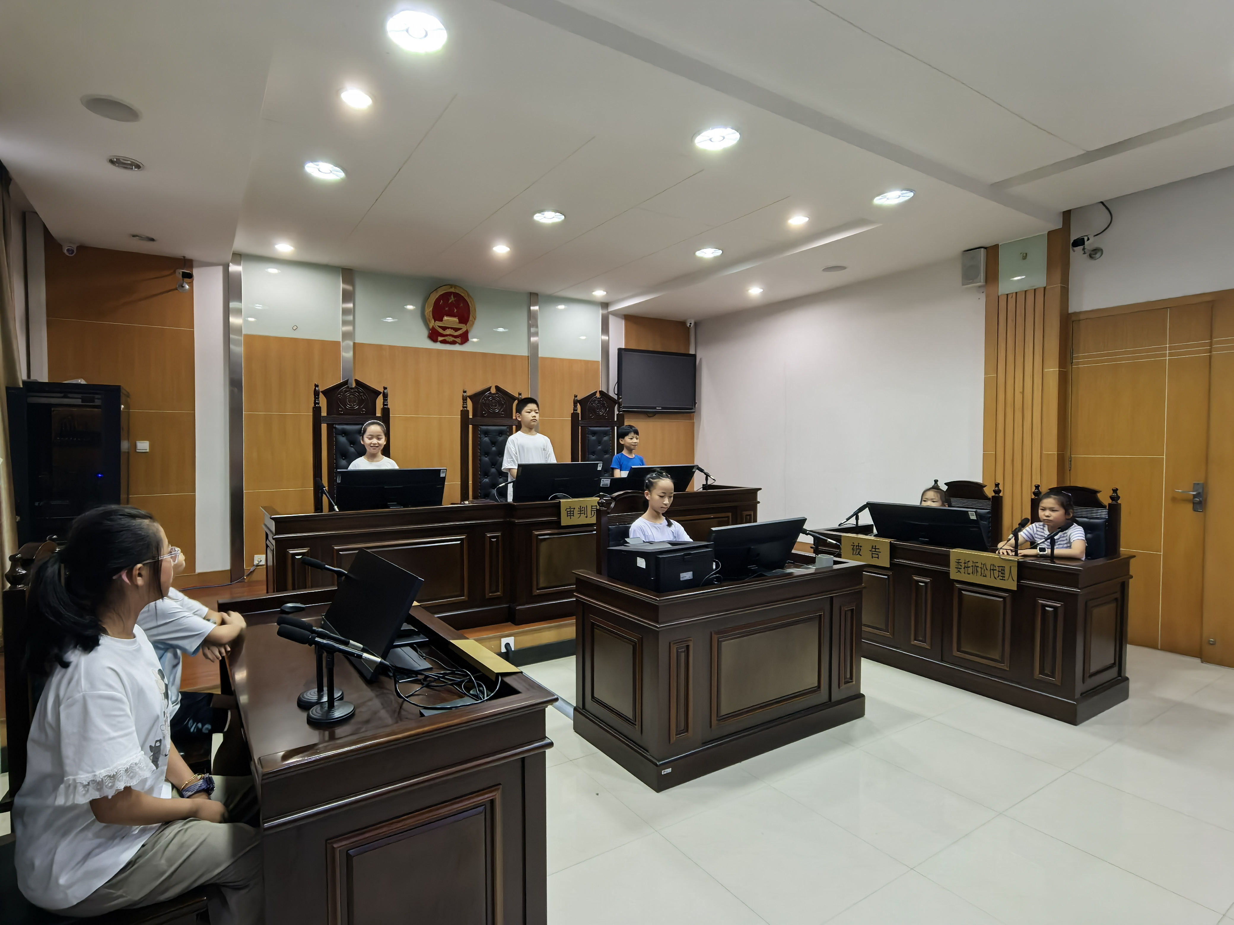 7. 青少年体验法庭3.jpg