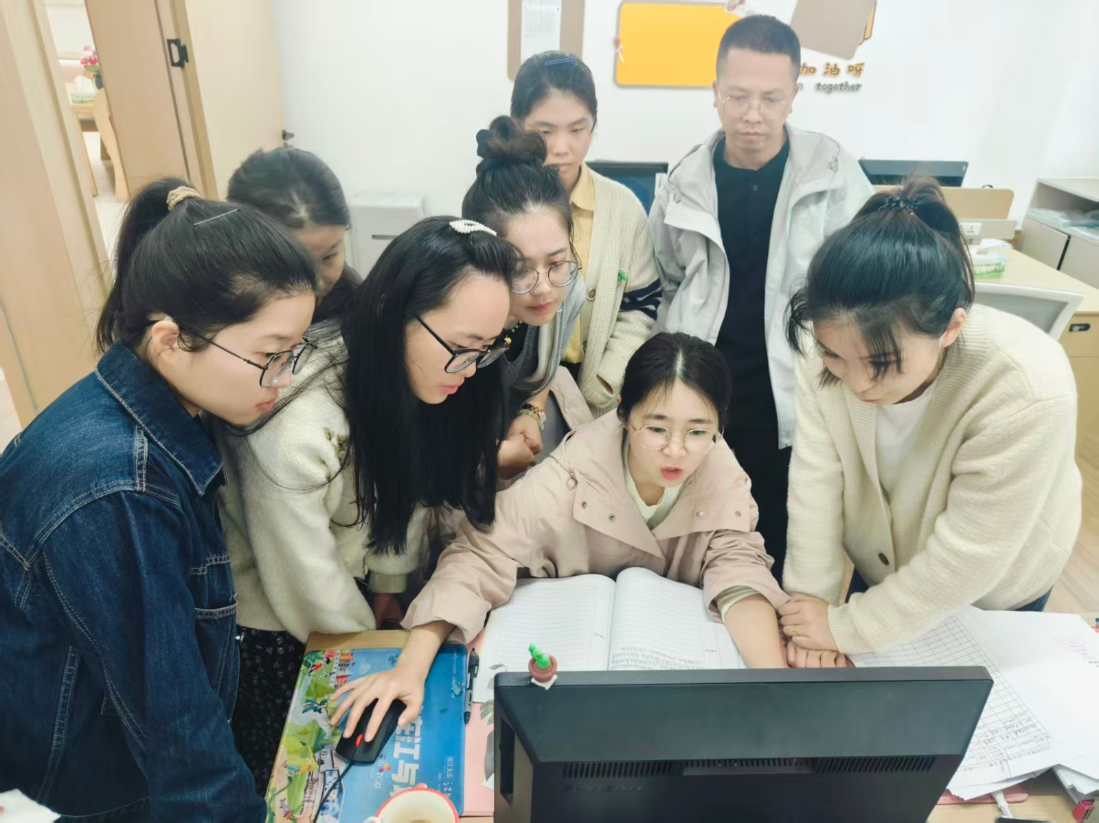 长山社区：互学互鉴强本领 共研共进促提升.jpg