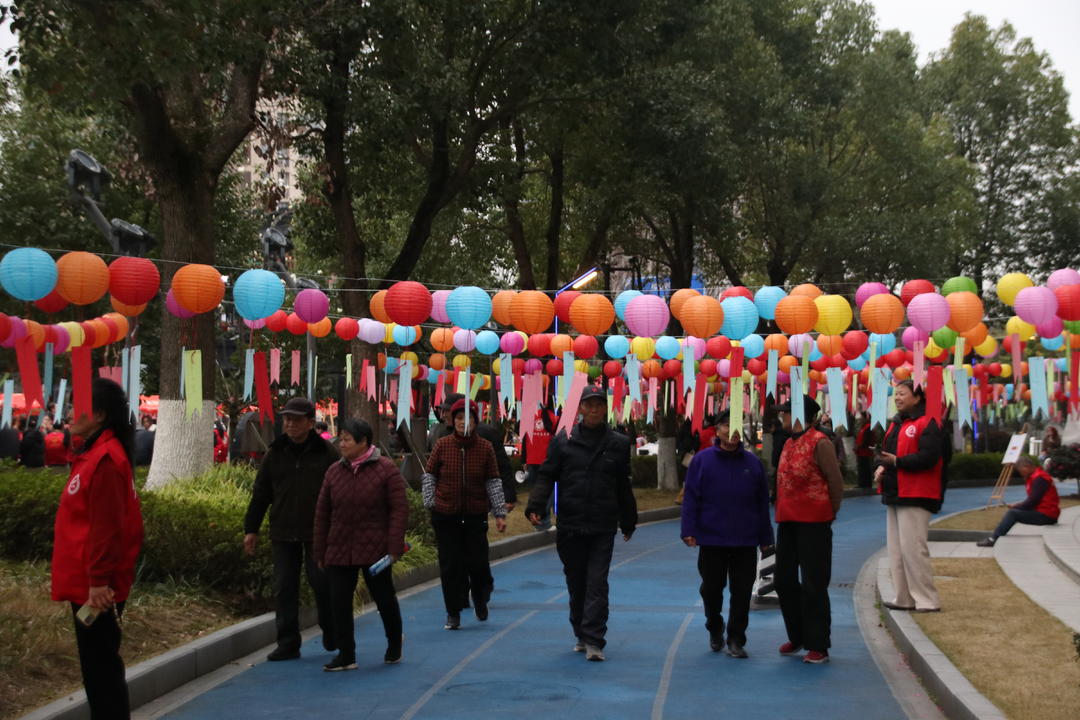 长山社区：元宵佳节“合伙人”聚力，共绘社区服务新画卷.jpg