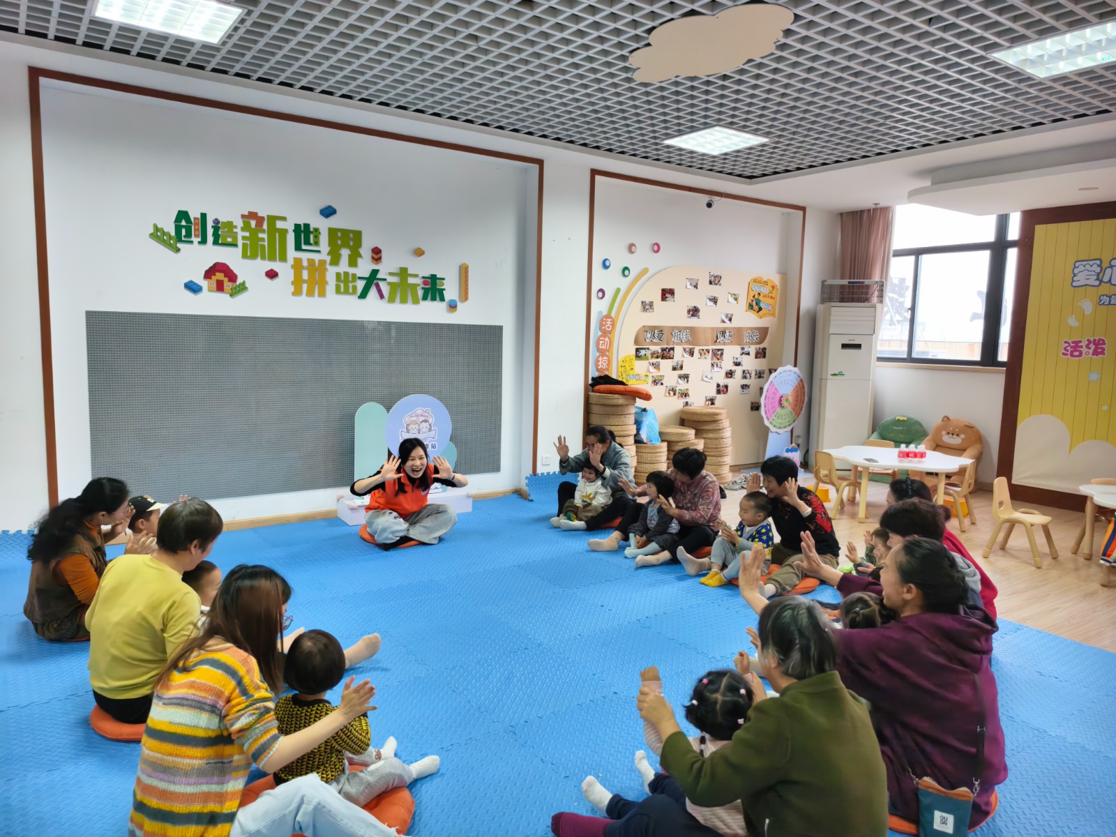 长山社区：“暖暖宝”公益亲子成长营 开启科学育儿新体验.jpg