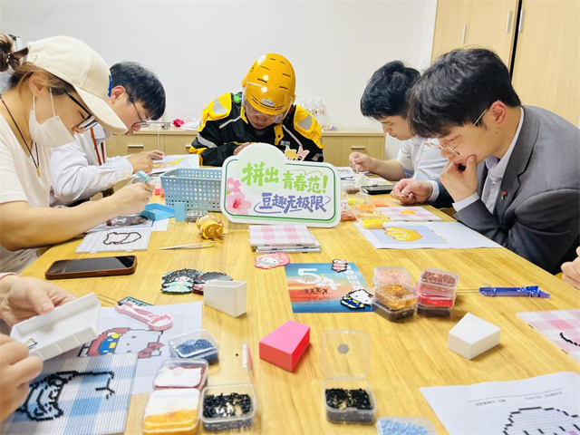 北仑柴桥成校：青春破圈，拼聚美好.jpg