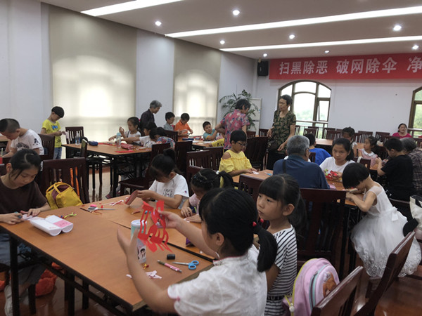 魅力中国结 囍从手中剪_副本.jpg