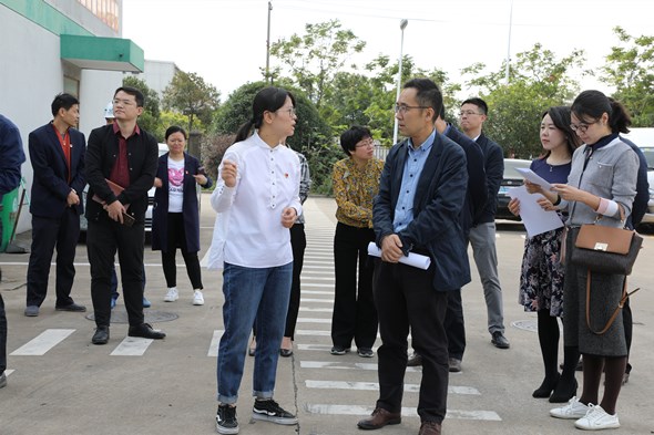 市督察调研组走访 (1).jpg