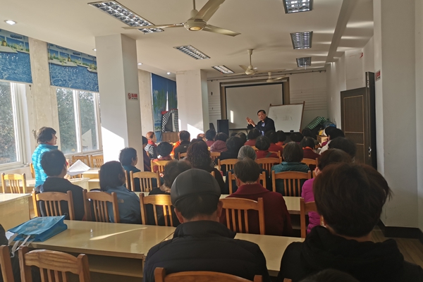 秋季老年电大举行休学式 (1).jpg