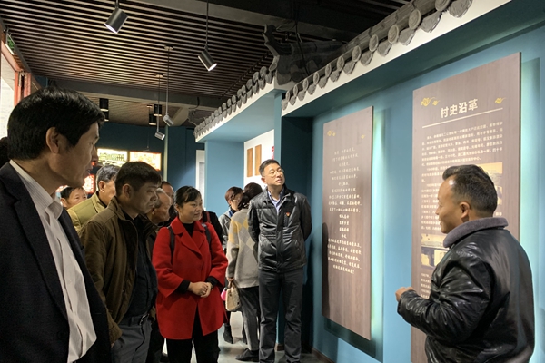 参观学习慈溪市崇寿镇傅家路村建设成果 (1).jpg