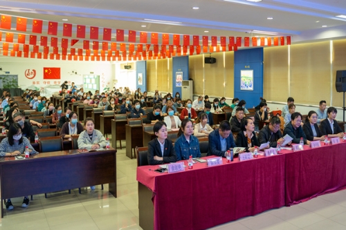 匠心有声 育才有成 (1)_wps图片.jpg