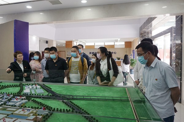 宁波市前洋联合党委赴灵峰社区考察学习 (1).JPG