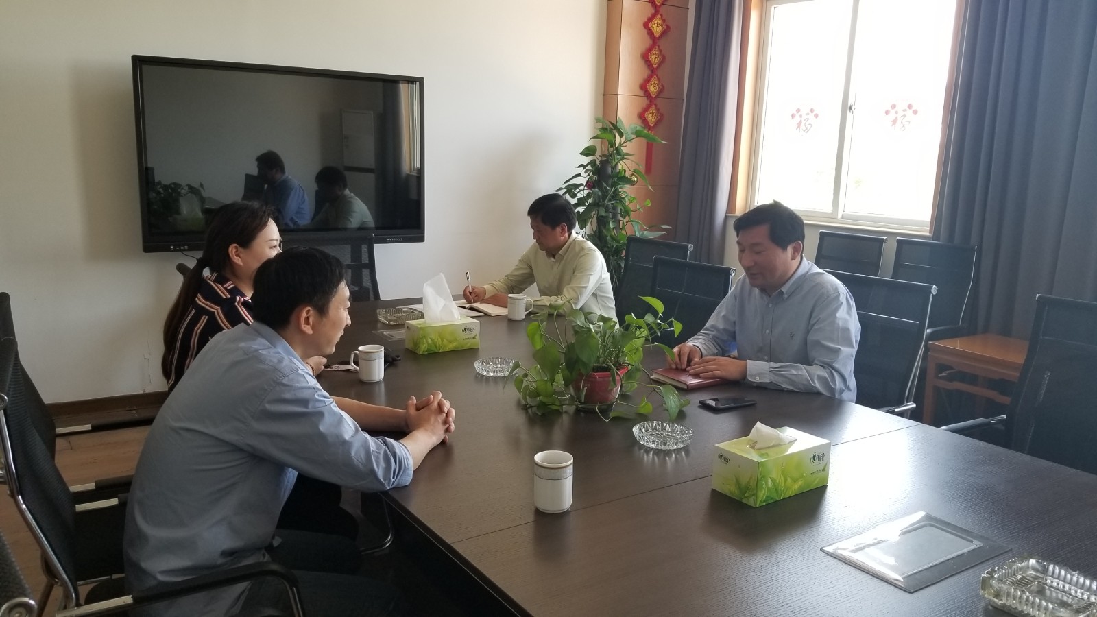 山下社区：锋领企服再升级 协助企业解难题.jpg