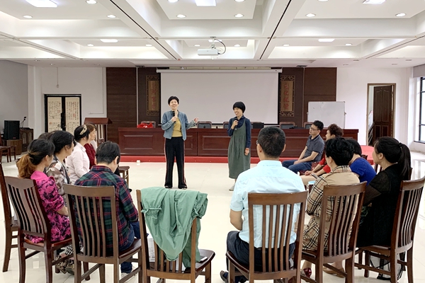 筑幸福“心巢” 红花样夕阳.jpg