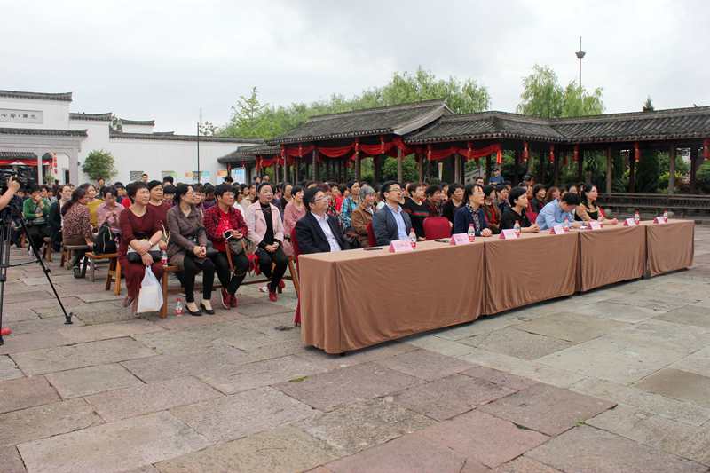 （澥浦成校）“展海田丰采•承优良家风”家政服务月主题活动正式启动2.JPG