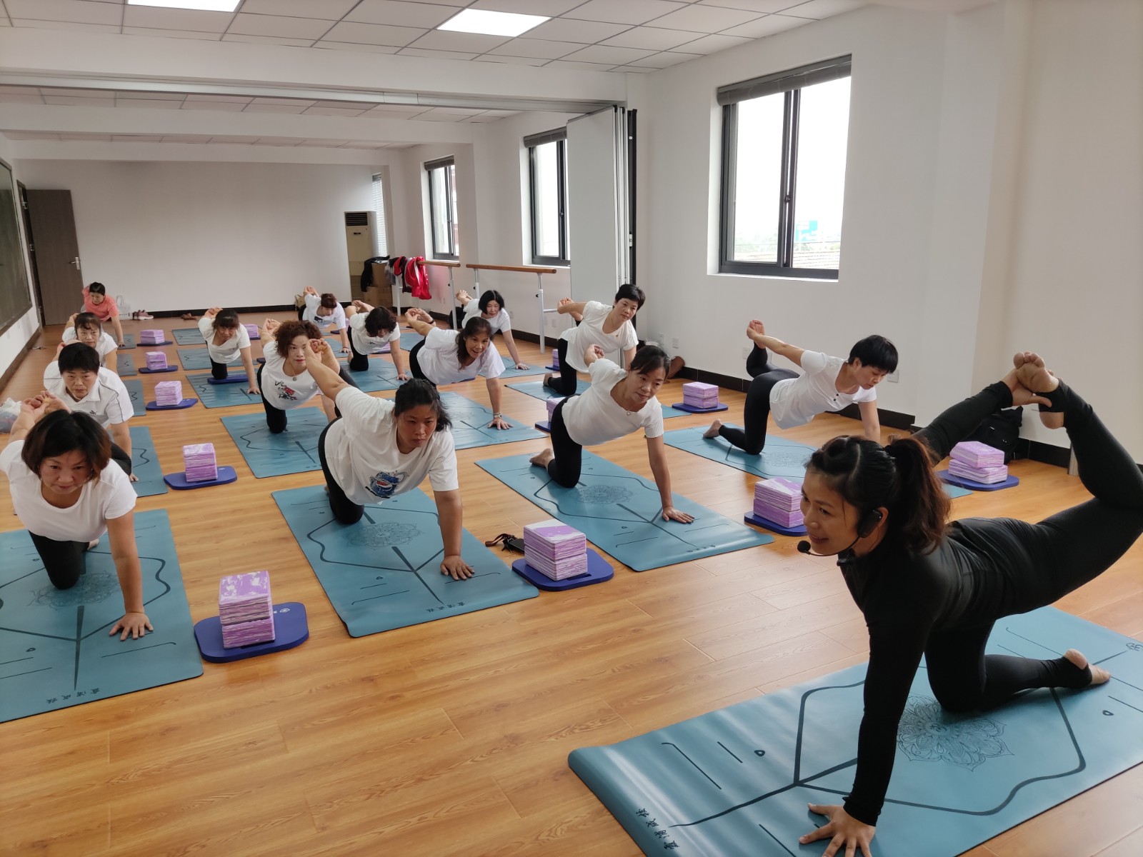 瑜伽培训.jpg