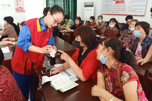 开展老年人用电用气安全教育培训 (1).jpg