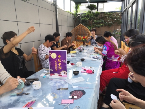 月圆中秋节 巧手共团圆.jpg