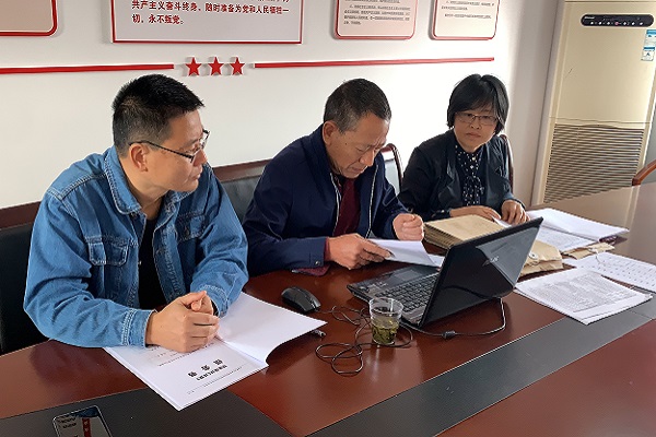 举办西南科技大学18秋论文答辩 (1).JPG