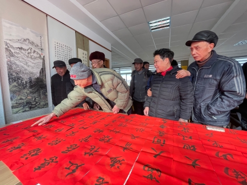挥毫迎春意 书法大比拼.jpg
