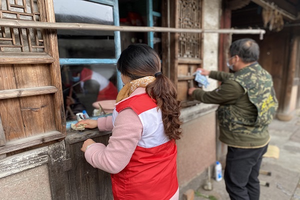 清清爽爽过新年 (1).JPG