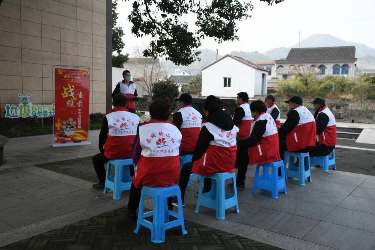党员土话微课堂，织密农村防疫网.jpeg