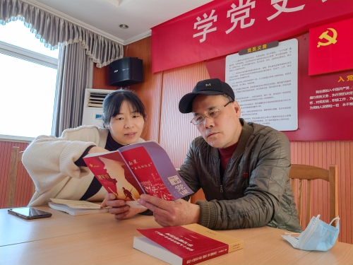 传承红色基因 走“新”更走“心”.jpg