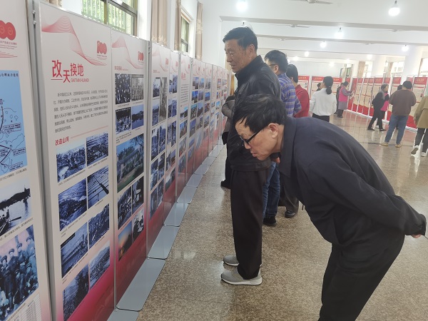 北仑霞浦社区教育中心陈华浦分中心：“图片 宁波话“这个社区的党史教育接地气.jpg